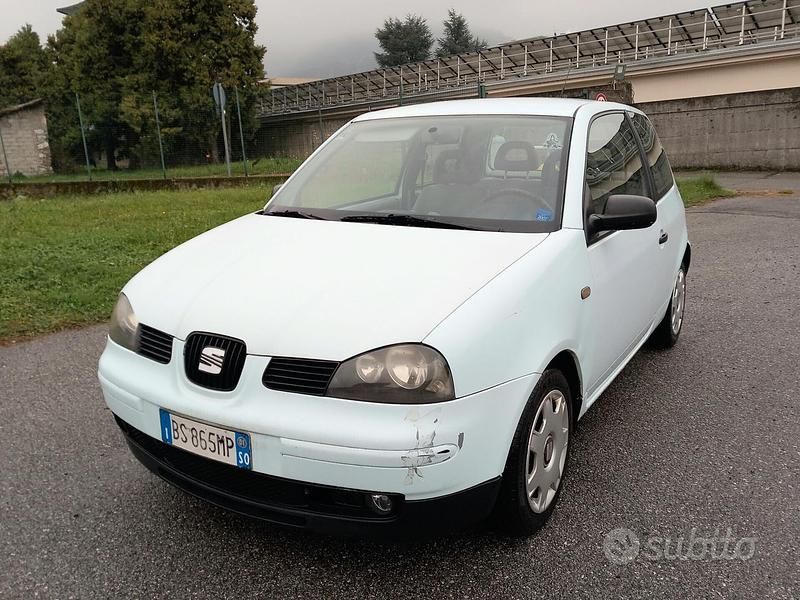 Usata Seat Arosa 60 CV (44 kW) 2001 Blu Utilitaria