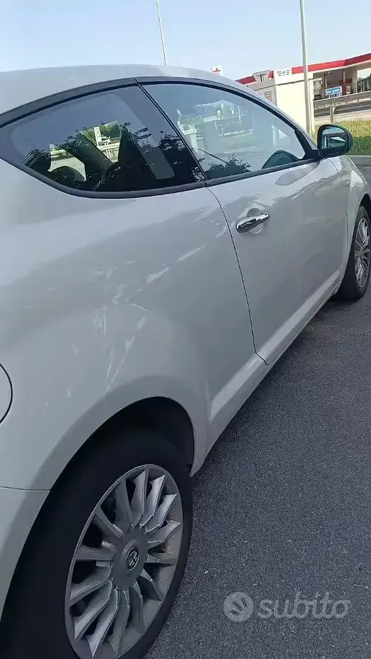 Usata Alfa Romeo MiTo 85 CV (62 kW) 2015 Bianco Utilitaria