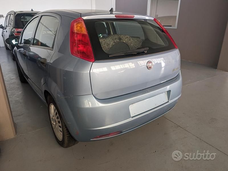 Usata Fiat Grande Punto 77 CV (56 kW) 2010 Blu Utilitaria