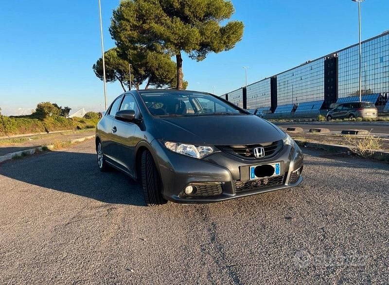 Usata Honda Civic Sport 99 CV (72 kW) 2012 Berlina