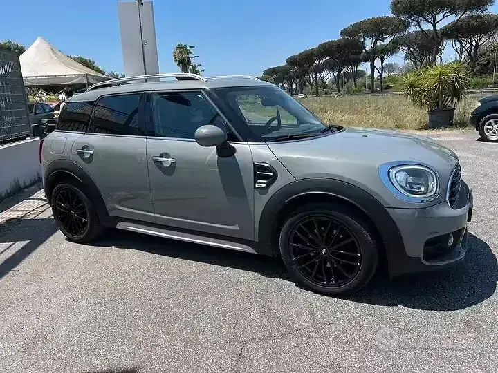 Usata Mini Cooper D Countryman 116 CV (85 kW) 2018 Grigio SUV