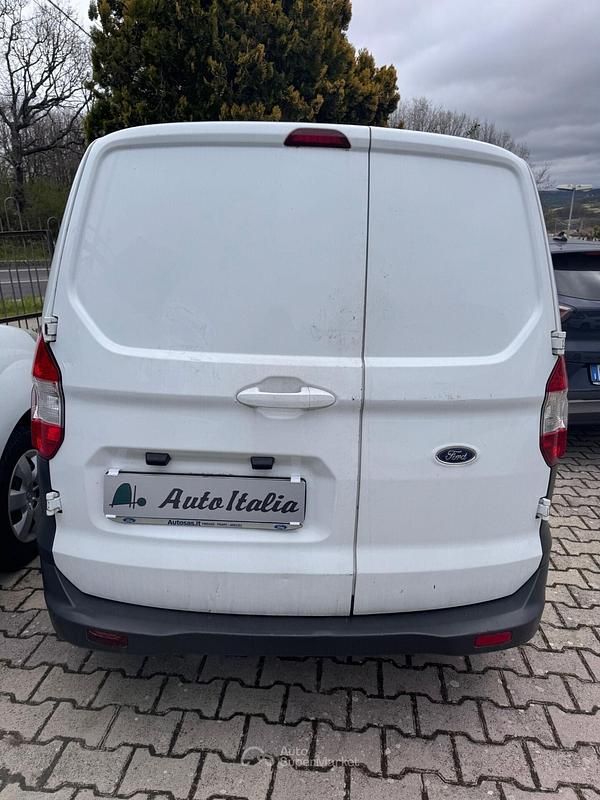 Usata Ford Courier 75 CV (55 kW) 2018 Bianco Monovolume