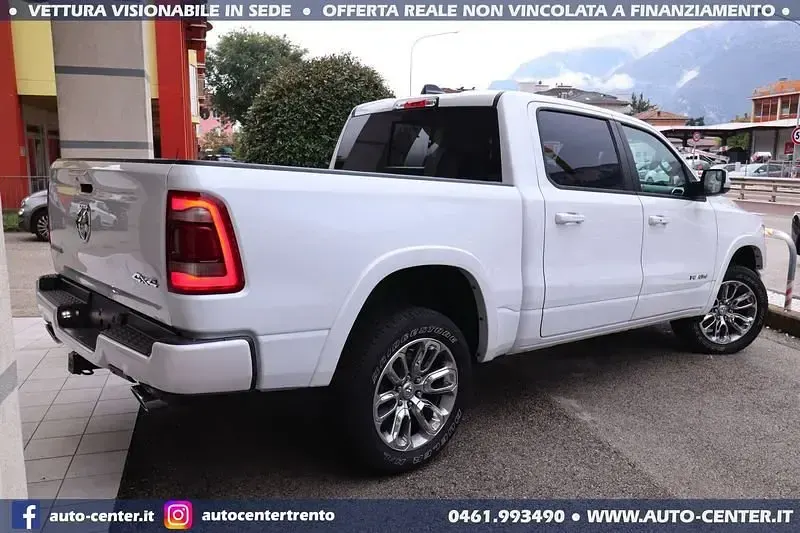 Usata Dodge Ram 260 CV (191 kW) 2022 Bianco Pick-up