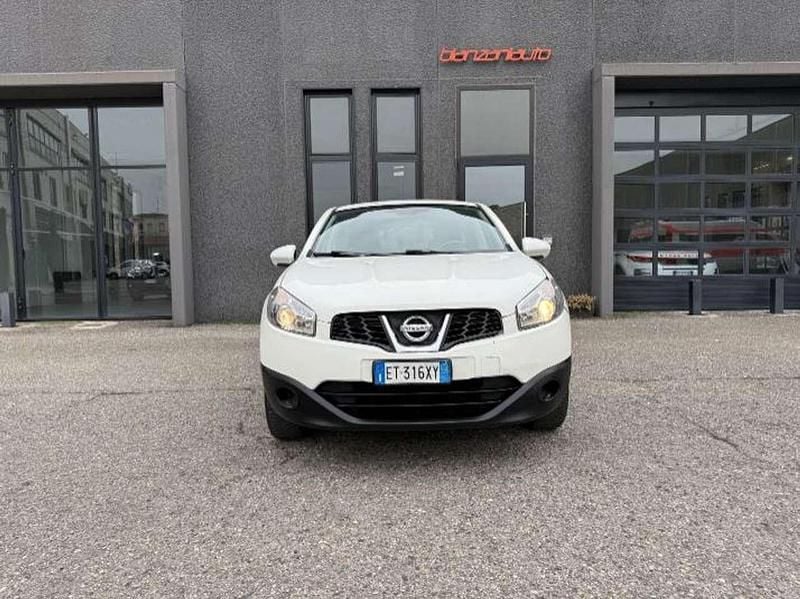 Usata Nissan Qashqai N-TEC 117 CV (86 kW) 2014 Bianco SUV