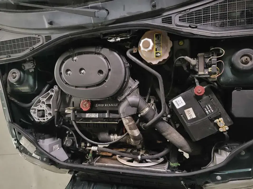 Usata Renault Clio LIMITED 58 CV (42 kW) 1994 Utilitaria