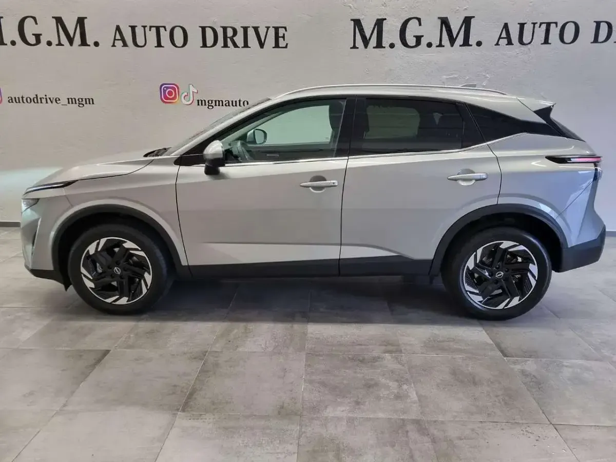 Nuova Nissan Qashqai N-Connecta 158 CV (116 kW) 2026 Argento SUV