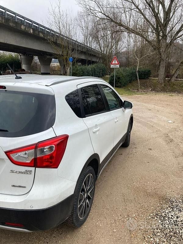 Usata Suzuki SX4 S-Cross 120 CV (88 kW) 2015 Bianco SUV
