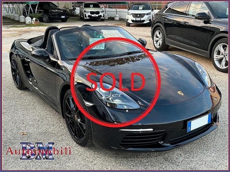 Nero Usata 2021 Porsche 718 Boxster Cabrio | 66.950 € (Buon prezzo) - Immagine 1/2