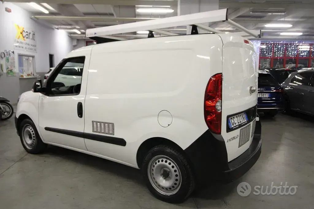Usata Fiat Doblò Business 120 CV (88 kW) 2020 Bianco Monovolume