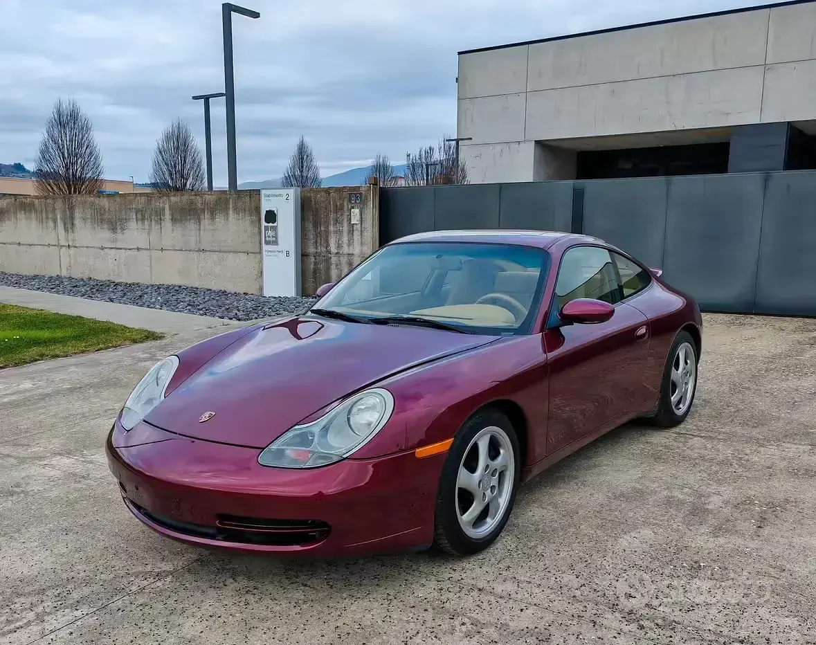 Usata Porsche 911 Carrera 300 CV (220 kW) 1999 Coupé