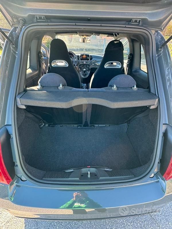 Usata Abarth 595 145 CV (106 kW) 2018 Grigio Berlina