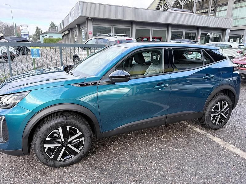 Nuova Peugeot 2008 Style 100 CV (73 kW) 2025 Blu SUV