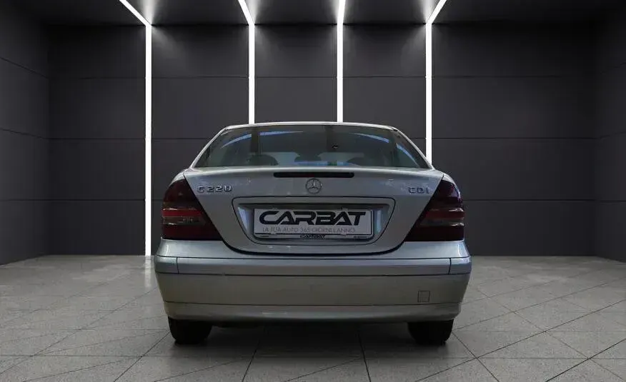 Usata Mercedes C220 Classic 150 CV (110 kW) 2004 Berlina
