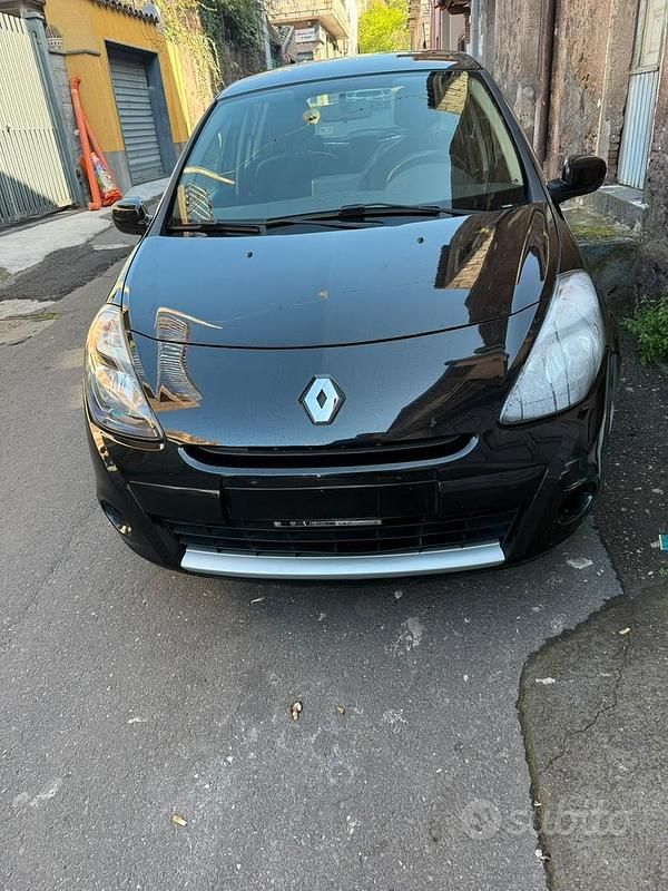 Usata Renault Clio II 2011 Nero Berlina