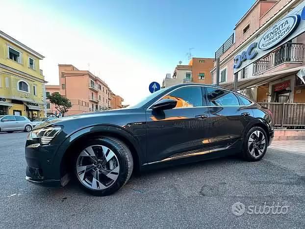 Usata Audi e-tron Business 158 kW (215 CV) 2021 Grigio SUV
