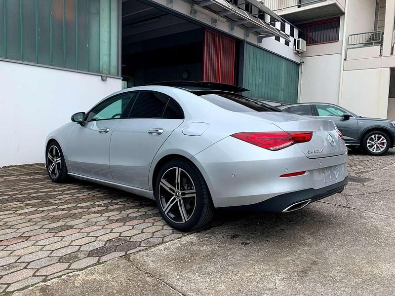 Usata Mercedes CLA200 Edition 163 CV (119 kW) 2022 Argento Berlina