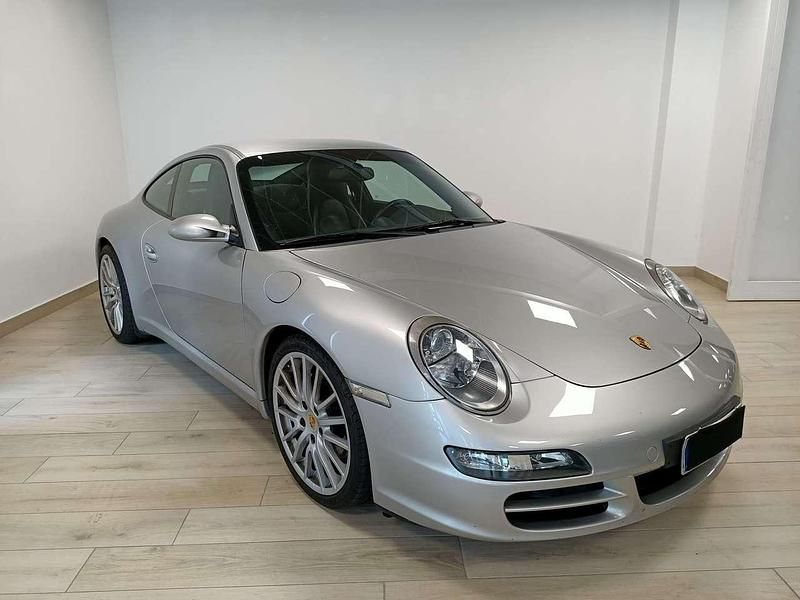 Argento Usata 2006 Porsche 911 Carrera Coupé | 59.500 € (Buon prezzo) - Immagine 1/4