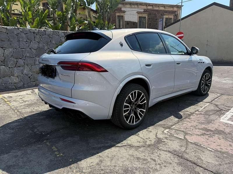 Blu/azzurro Usata 2022 Maserati Grecale SUV | 62.000 € (Ottimo prezzo) - Immagine 1/4
