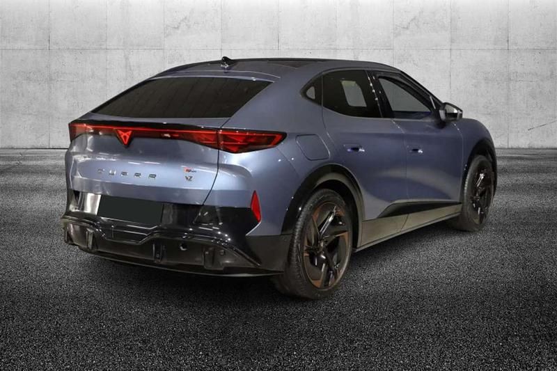 Usata Cupra Tavascan VZ 77 kW (105 CV) 2024 Blu/azzurro SUV