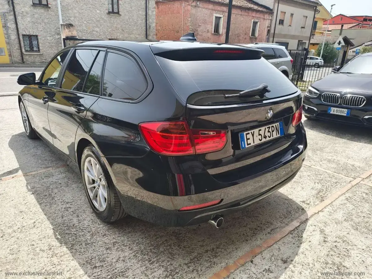 Usata BMW 318 Advantage 150 CV (110 kW) 2015 Nero Station wagon