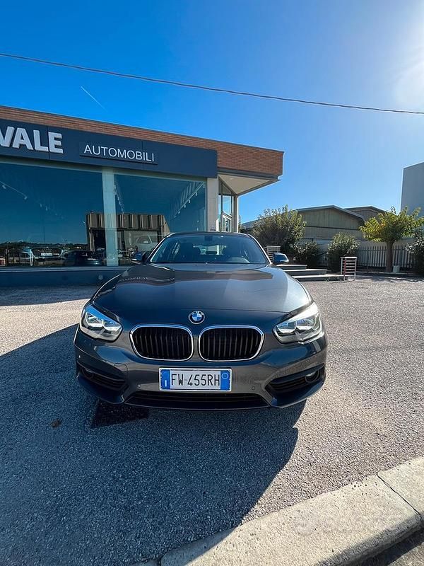 Usata BMW 118 143 CV (105 kW) 2019 Grigio Utilitaria