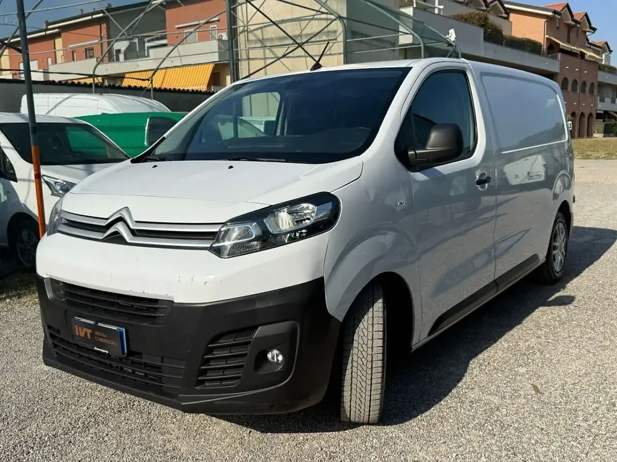 Usata Citroën Jumpy 120 CV (88 kW) 2022 Bianco Monovolume