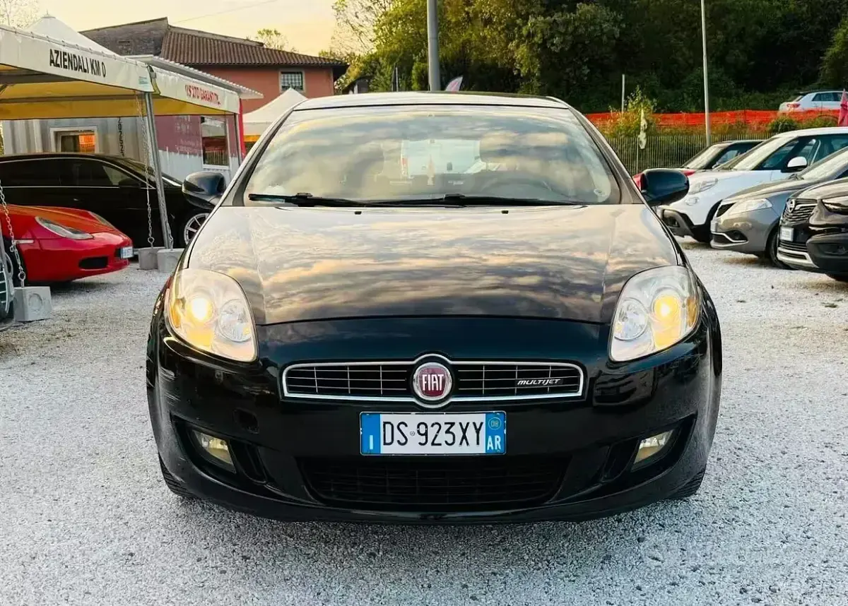 Usata Fiat Bravo Dynamic 120 CV (88 kW) 2008 Nero Utilitaria