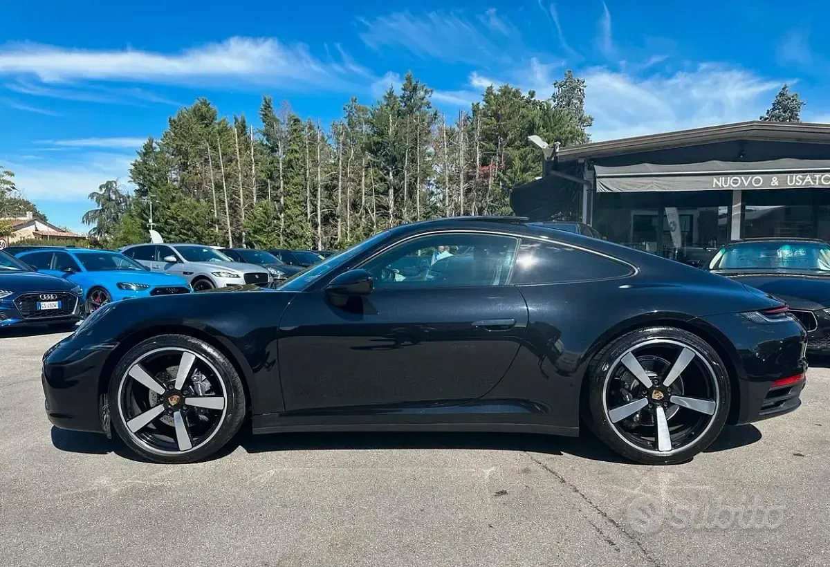 Usata Porsche 911 Carrera Chrono 385 CV (283 kW) 2022 Nero Coupé