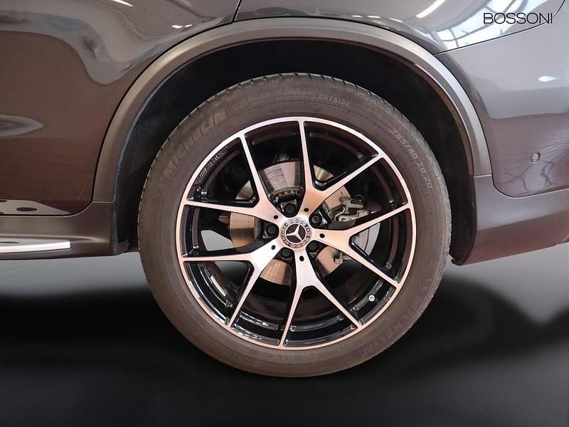 Usata Mercedes GLC220 Premium 194 CV (142 kW) 2022 Grigio grafite Coupé