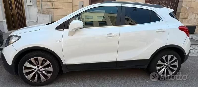 Usata Opel Mokka Cosmo 140 CV (102 kW) 2015 Bianco SUV