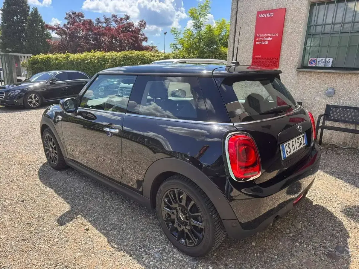 Occasion Mini ONE 75 ch (55 kW) 2020 Noir Citadine