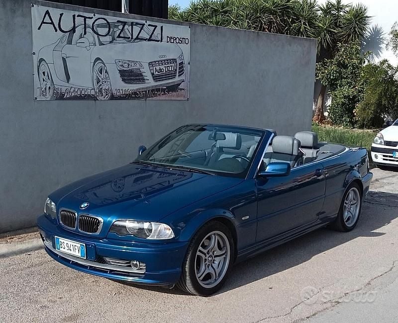 Usata BMW 320 Cabriolet 170 CV (125 kW) 2001 Blu Cabrio
