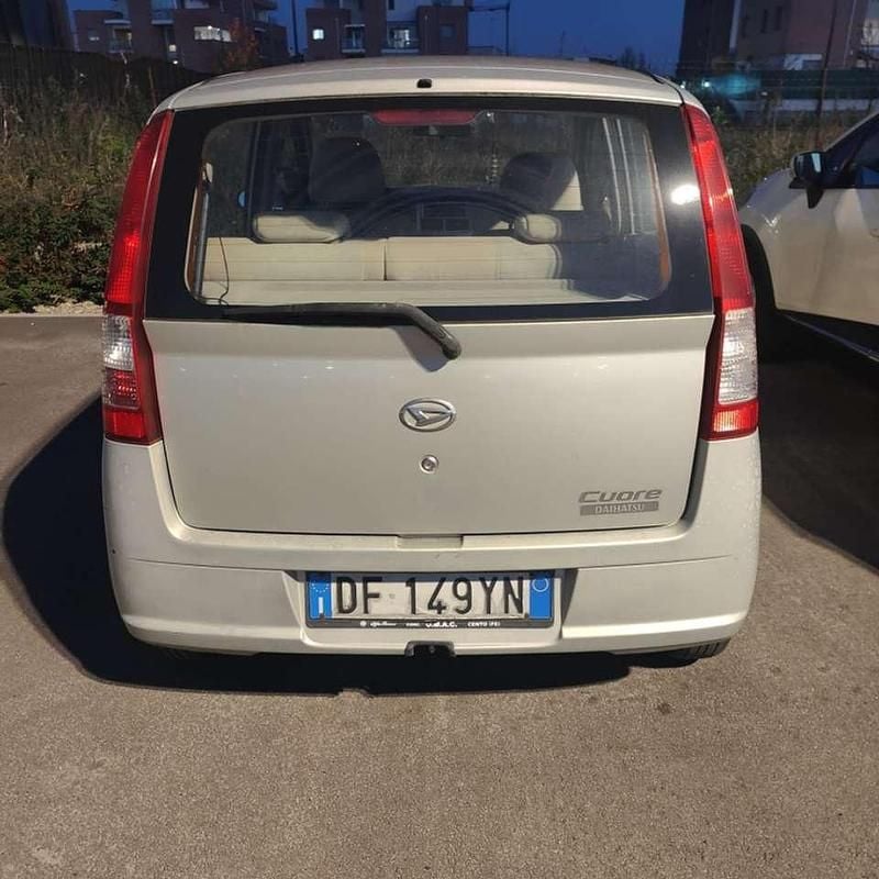 Usata Daihatsu Cuore 58 CV (42 kW) 2007 Bronzo Utilitaria