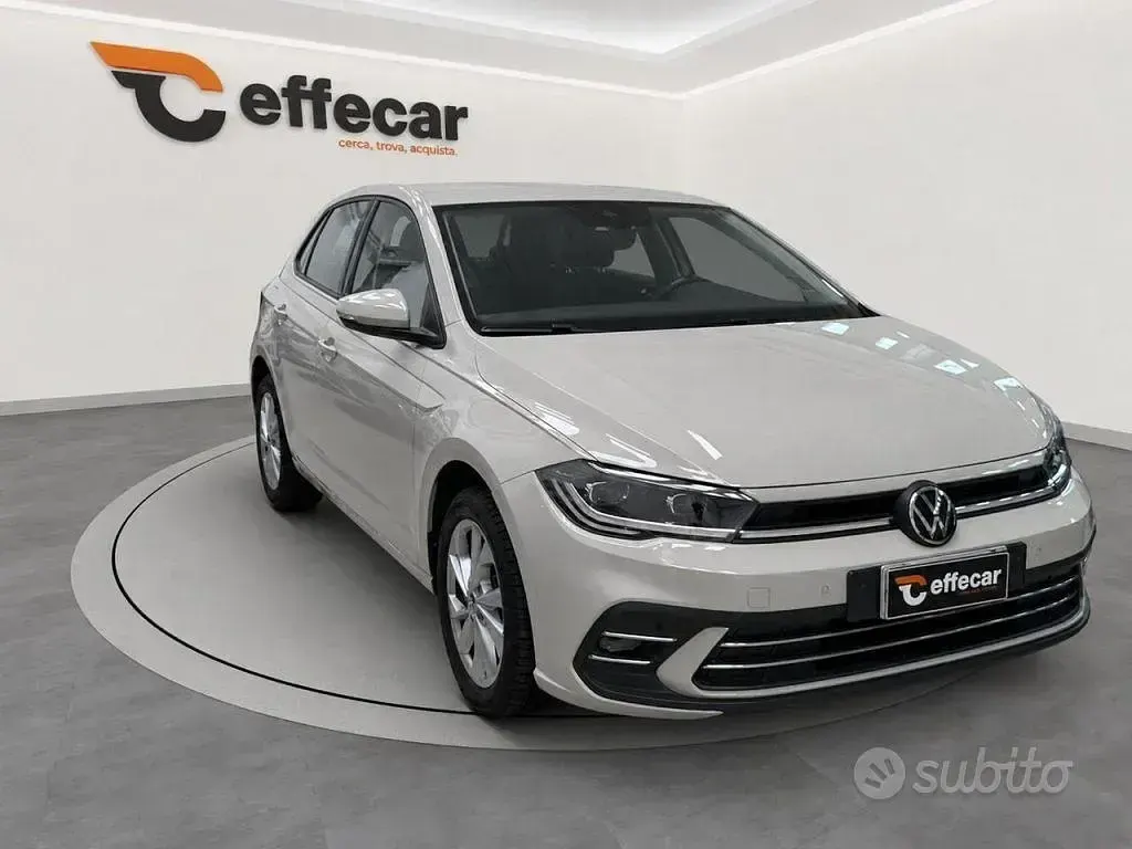 Usata VW Polo Style 95 CV (69 kW) 2022 Beige Utilitaria