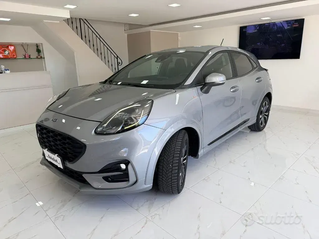 Usata Ford Puma ST-Line 125 CV (91 kW) 2022 Gray SUV