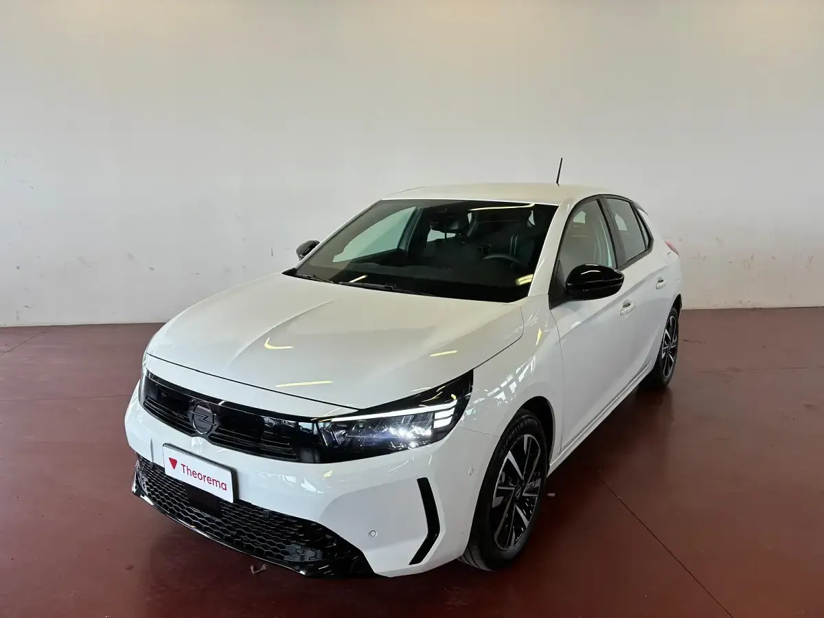 Usata Opel Corsa S 101 CV (74 kW) 2025 Utilitaria
