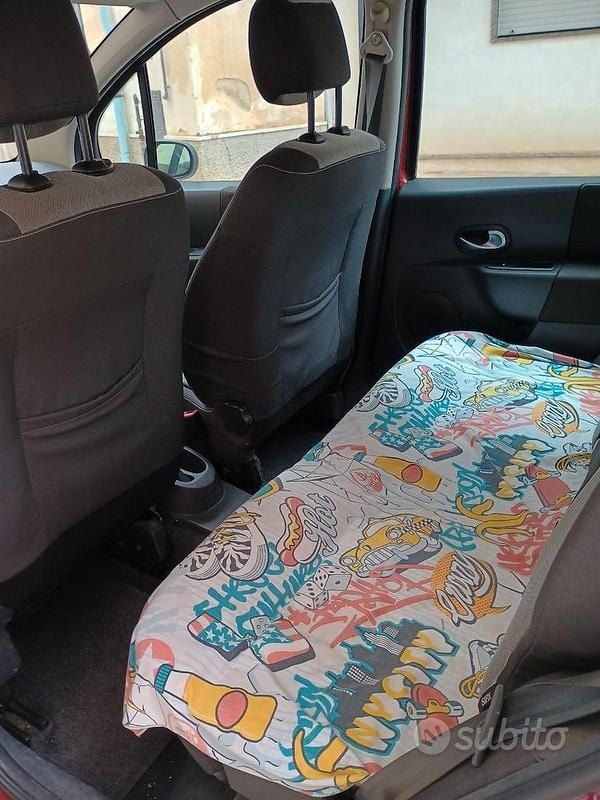 Usata Renault Modus 85 CV (62 kW) 2006 Rosso Monovolume