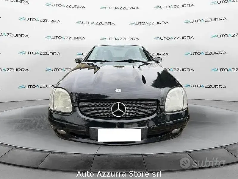 Usata Mercedes SLK200 163 CV (119 kW) 2001 Nero Cabrio