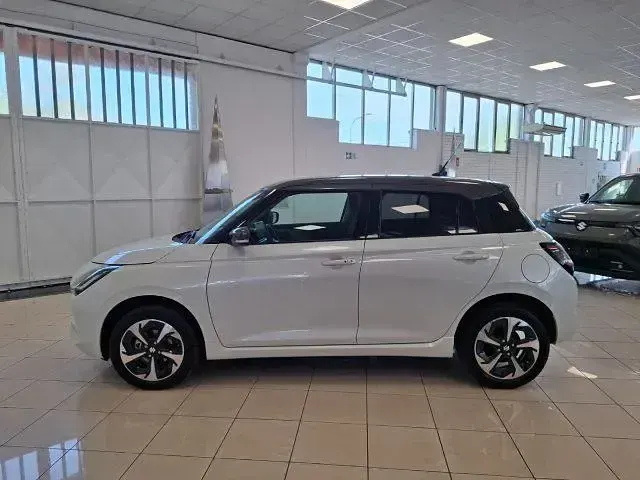 Nuova Suzuki Swift 81 CV (59 kW) 2026 Bianco Utilitaria