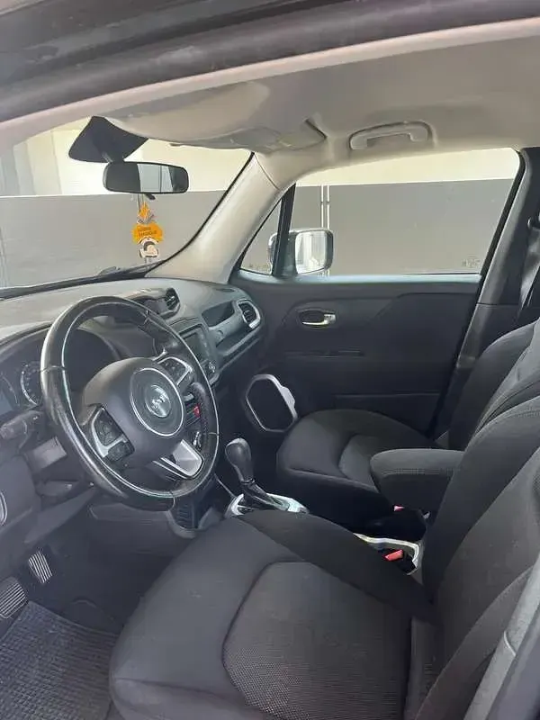 Usata Jeep Renegade Limited 120 CV (88 kW) 2017 Nero SUV