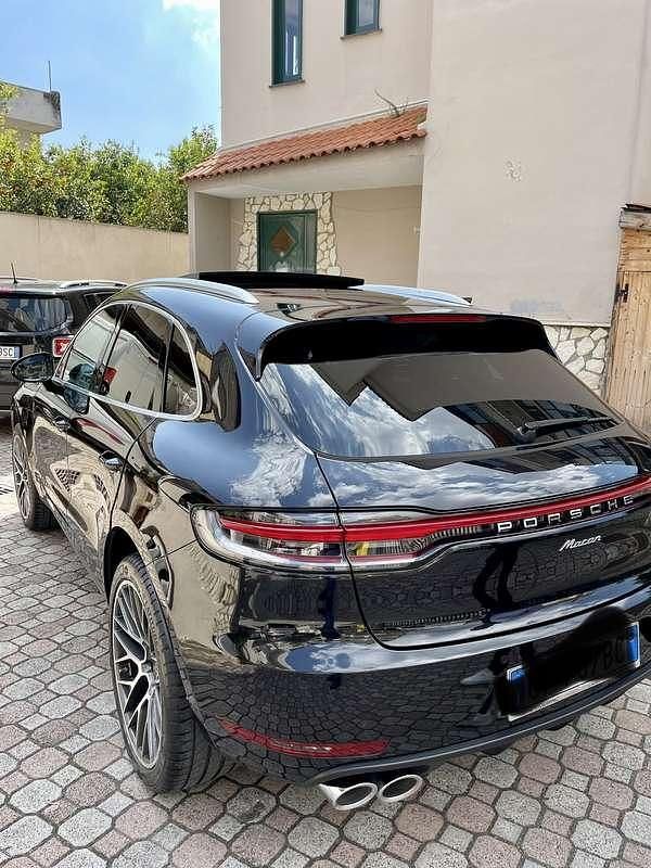 Usata 2021 Porsche Macan SUV | 54.900 € (Buon prezzo) - Immagine 1/4