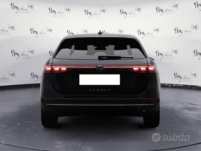 Usata VW Passat Business 150 CV (110 kW) 2025 Nero Station wagon