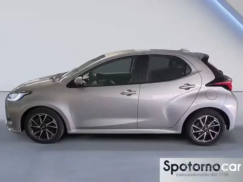 Usata Toyota Yaris Hybrid Trend 116 CV (85 kW) 2022 Other Berlina