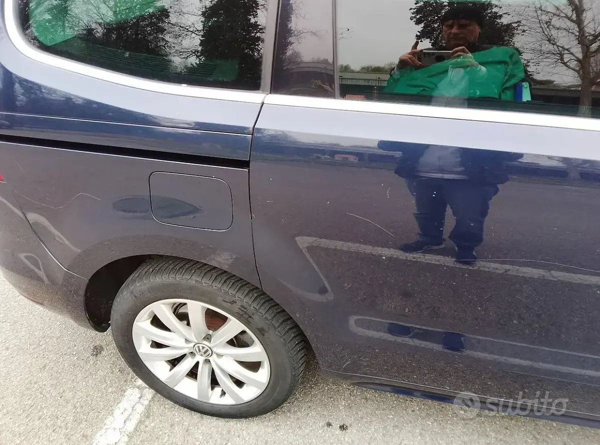 Usata VW Sharan 170 CV (125 kW) 2011 Blu Monovolume