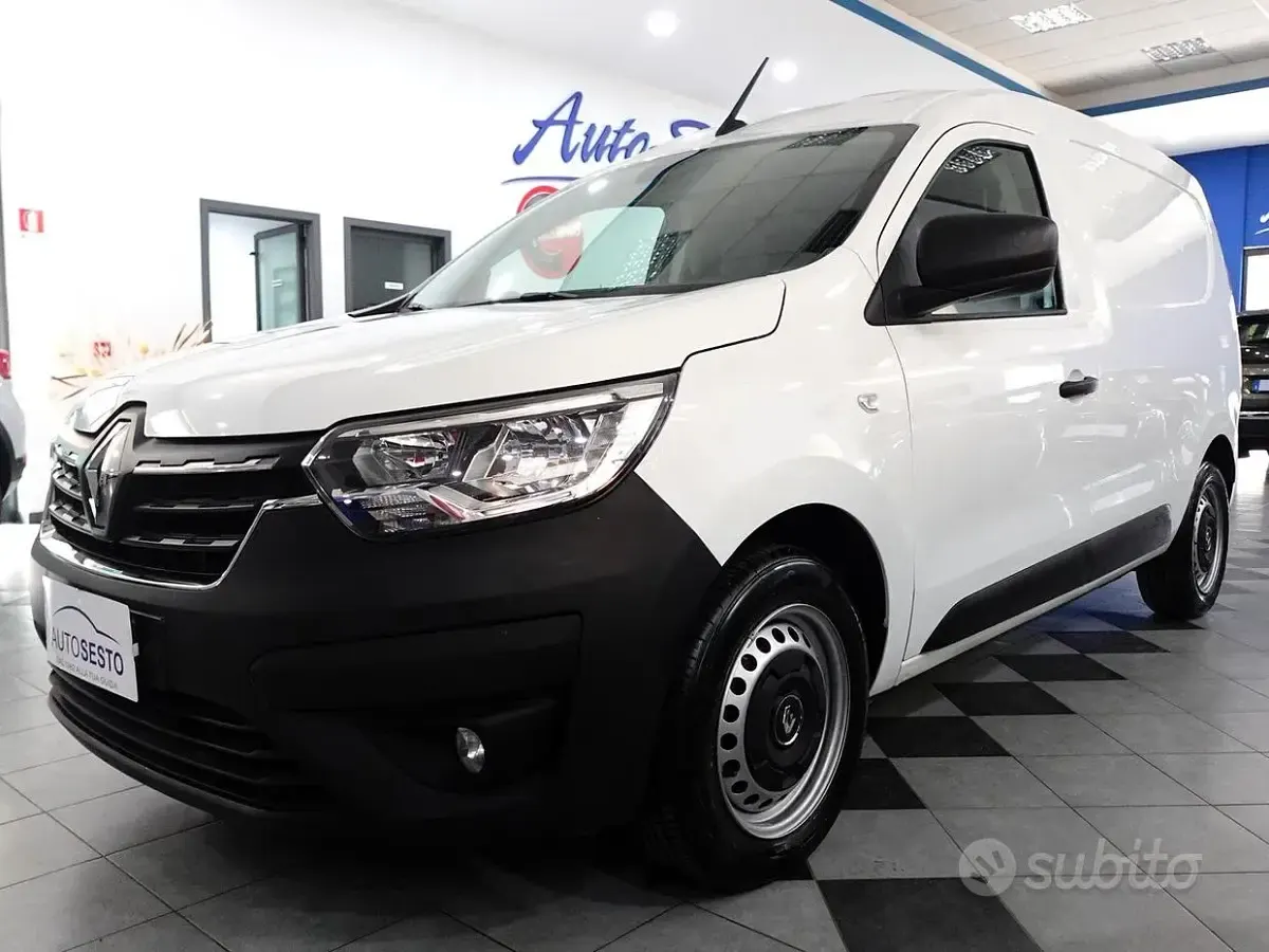 Usata Renault Express 75 CV (55 kW) 2022 Bianco Monovolume