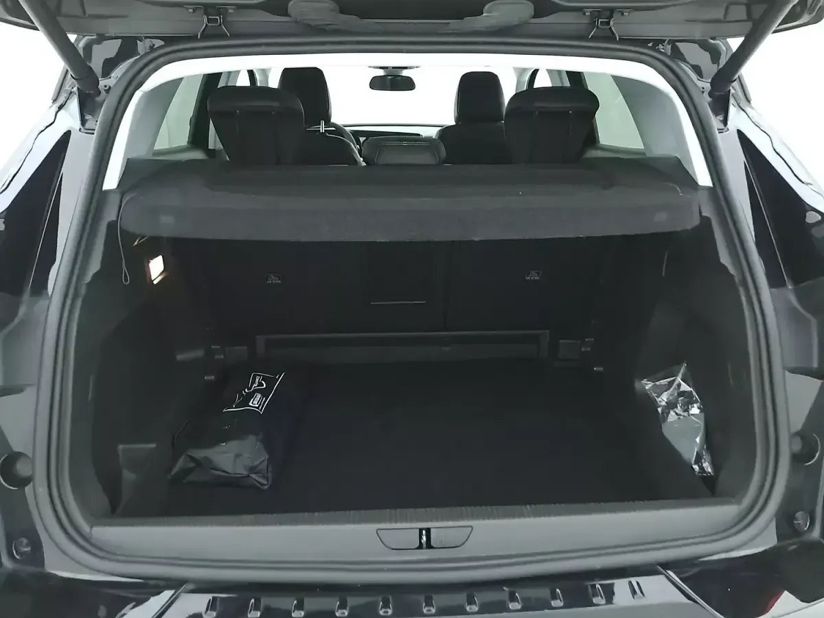 Usata Opel Grandland X Ultimate 131 CV (96 kW) 2024 Neronero SUV