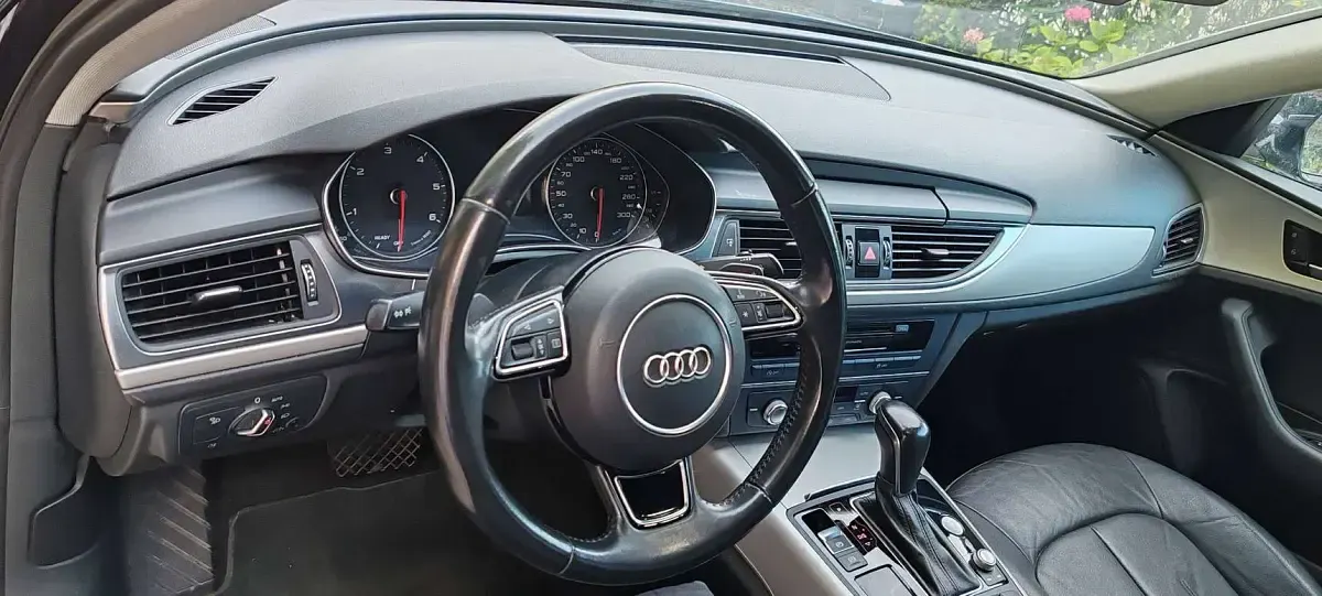 Usata Audi A6 190 CV (139 kW) 2015 Blu/azzurro Berlina