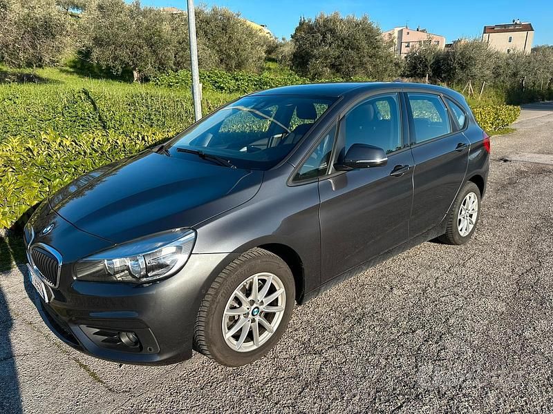 Usata BMW 216 Active Tourer Efficient Dynamics 116 CV (85 kW) 2018 Grigio Monovolume
