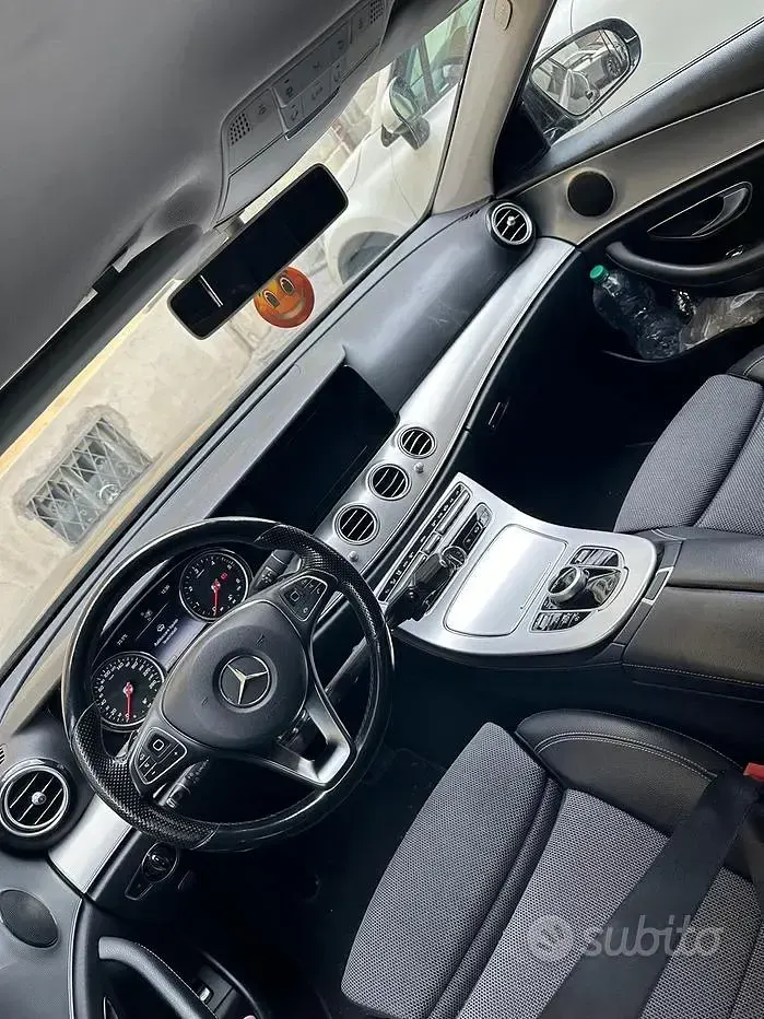 Usata Mercedes E200 184 CV (135 kW) 2017 Nero Berlina