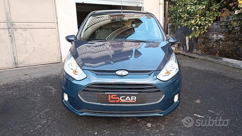 Usado Ford B-MAX Titanium 75 CV (55 kW) 2013 Gris Monovolumen
